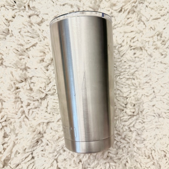 Yeti Tumbler and Colster - Picture 9 of 13